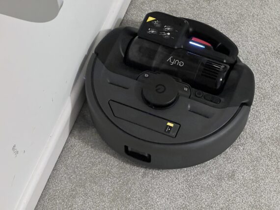 Eufy E20 3-in-one Robot Vacuum Reviewed